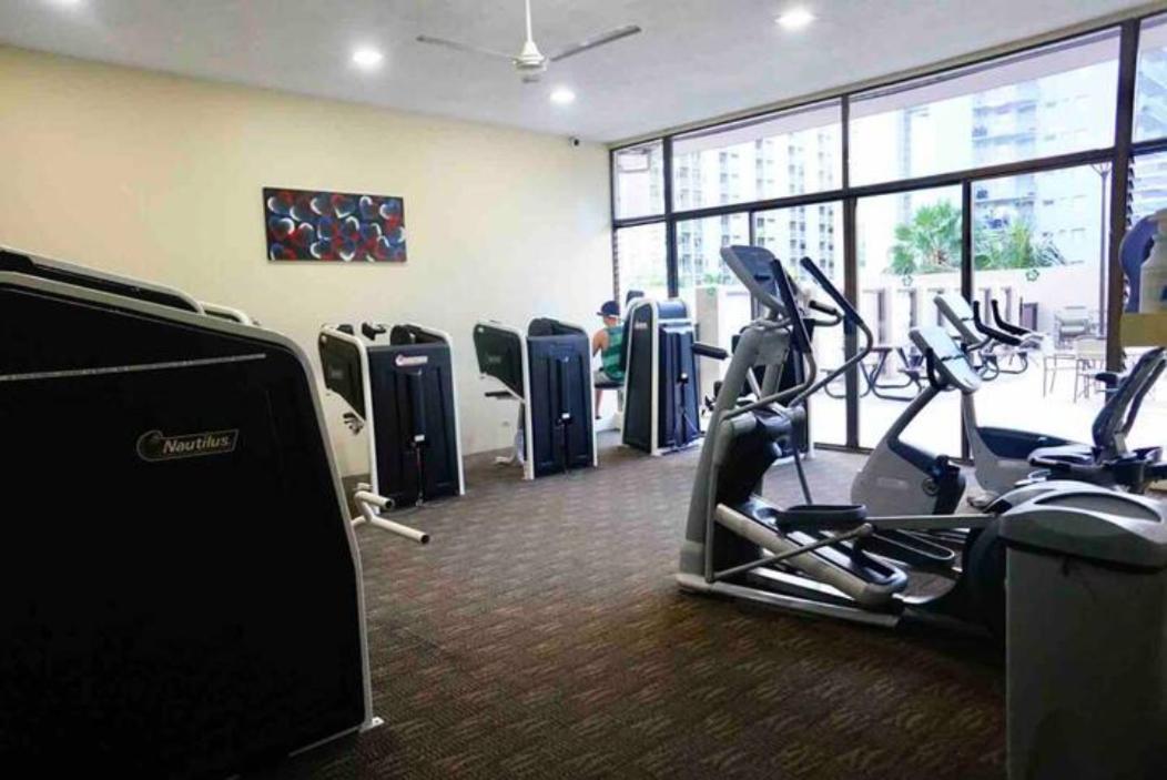 Appartamento 28th Floor Breathtaking Ocean View With A Kitchen-free Parking-corner Unit-king Bed *